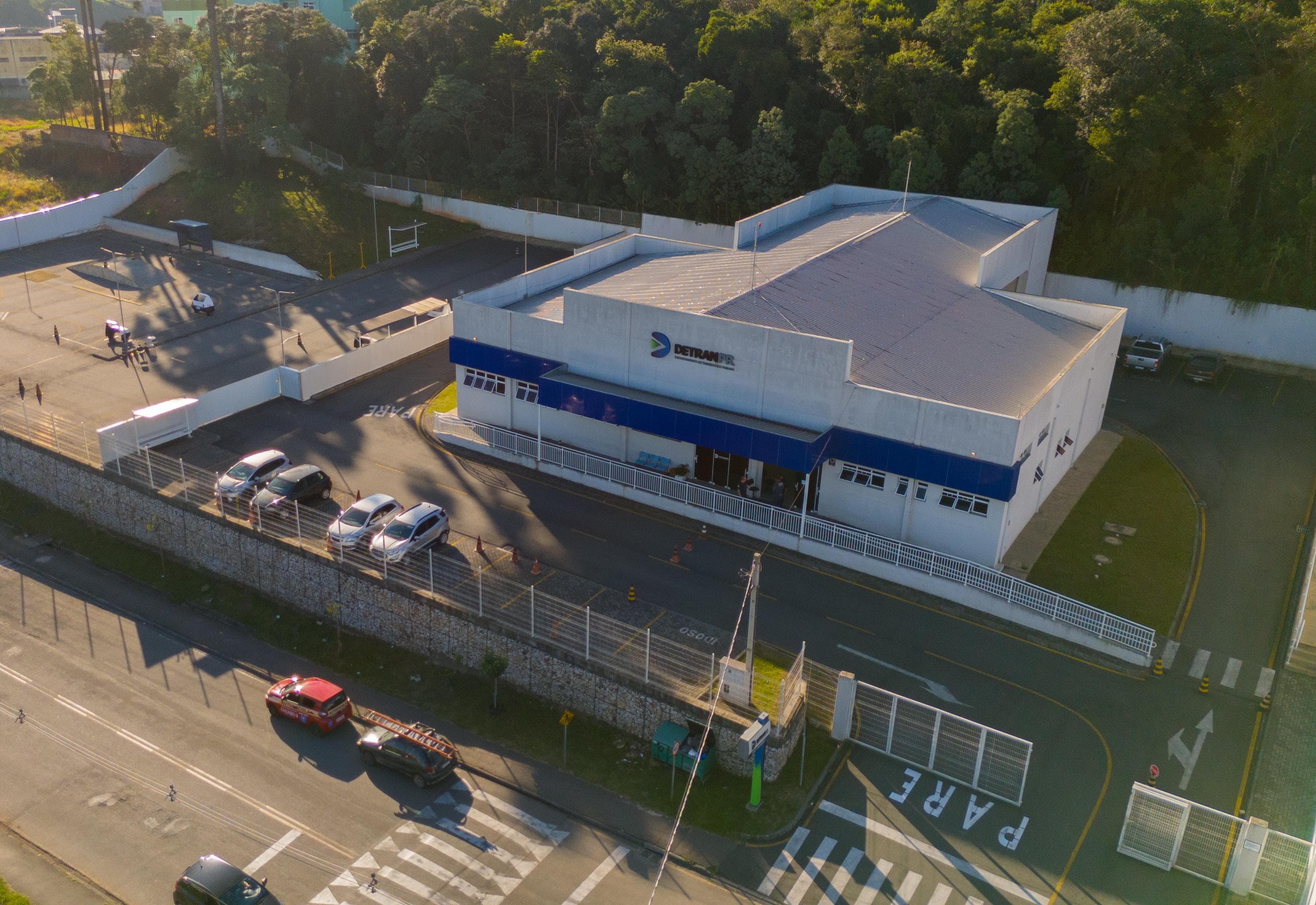 Gestão Helder Lazarotto inaugurou novo posto avançado do Detran-PR com mais serviços para os Colombenses