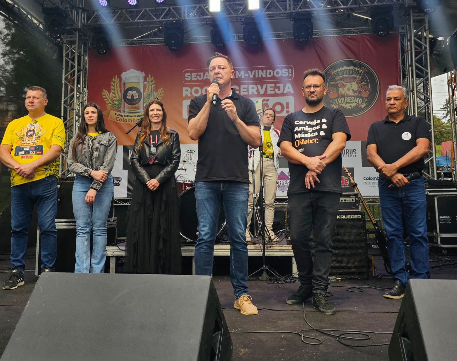 Prefeito Helder prestigia a 4ª edição da Festa da Cerveja Artesanal de Colombo